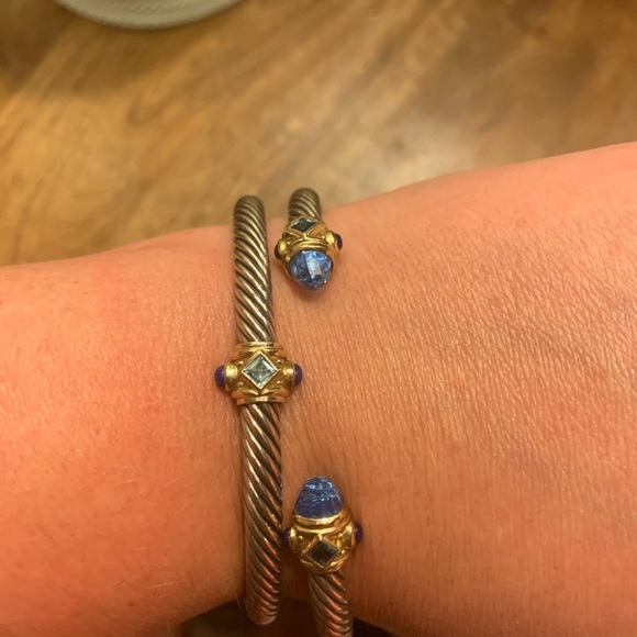 David Yurman Renaissance Bracelet with Blue Topaz - Picture 3 of 10